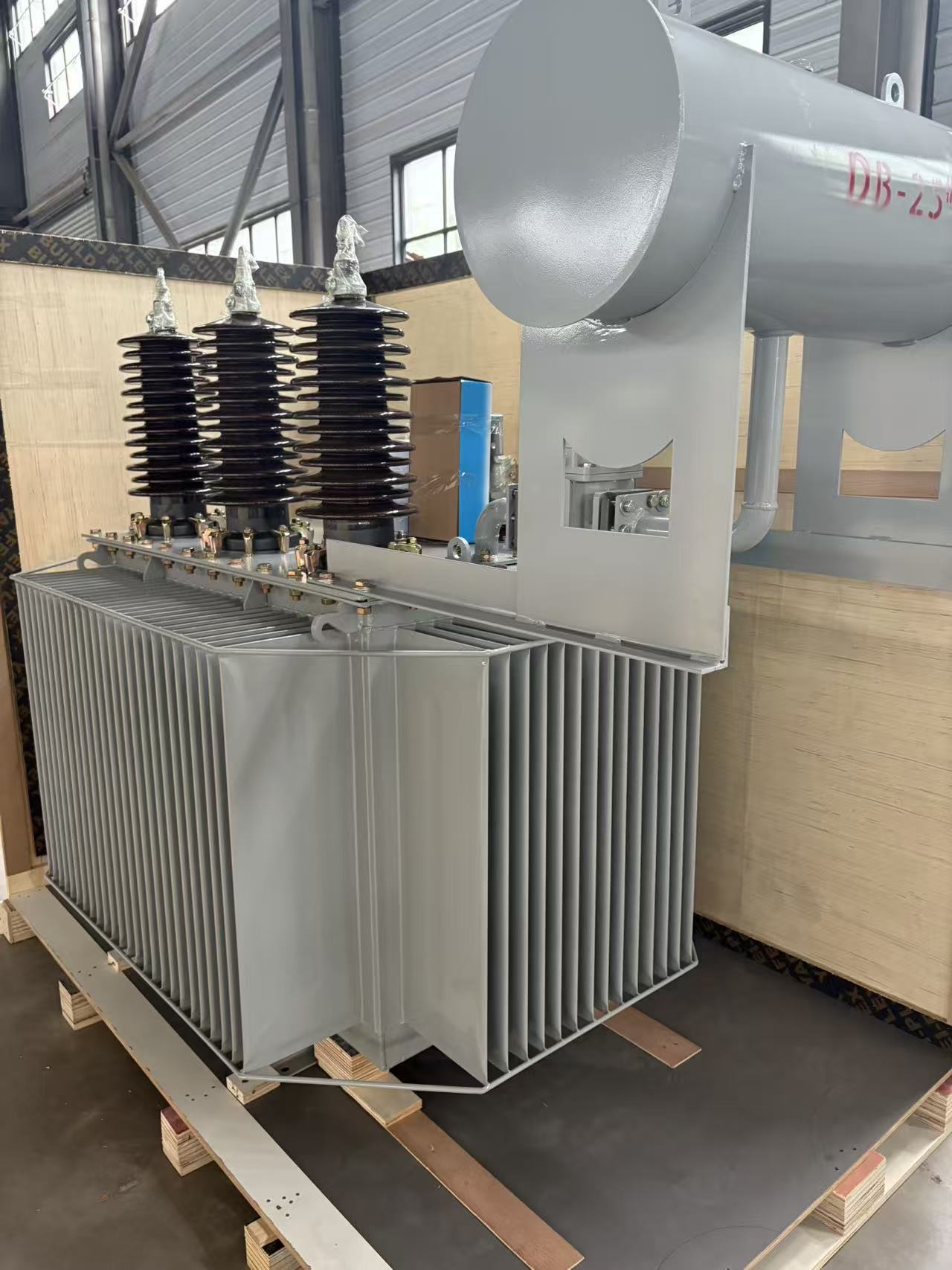 油浸式变压器生产车间