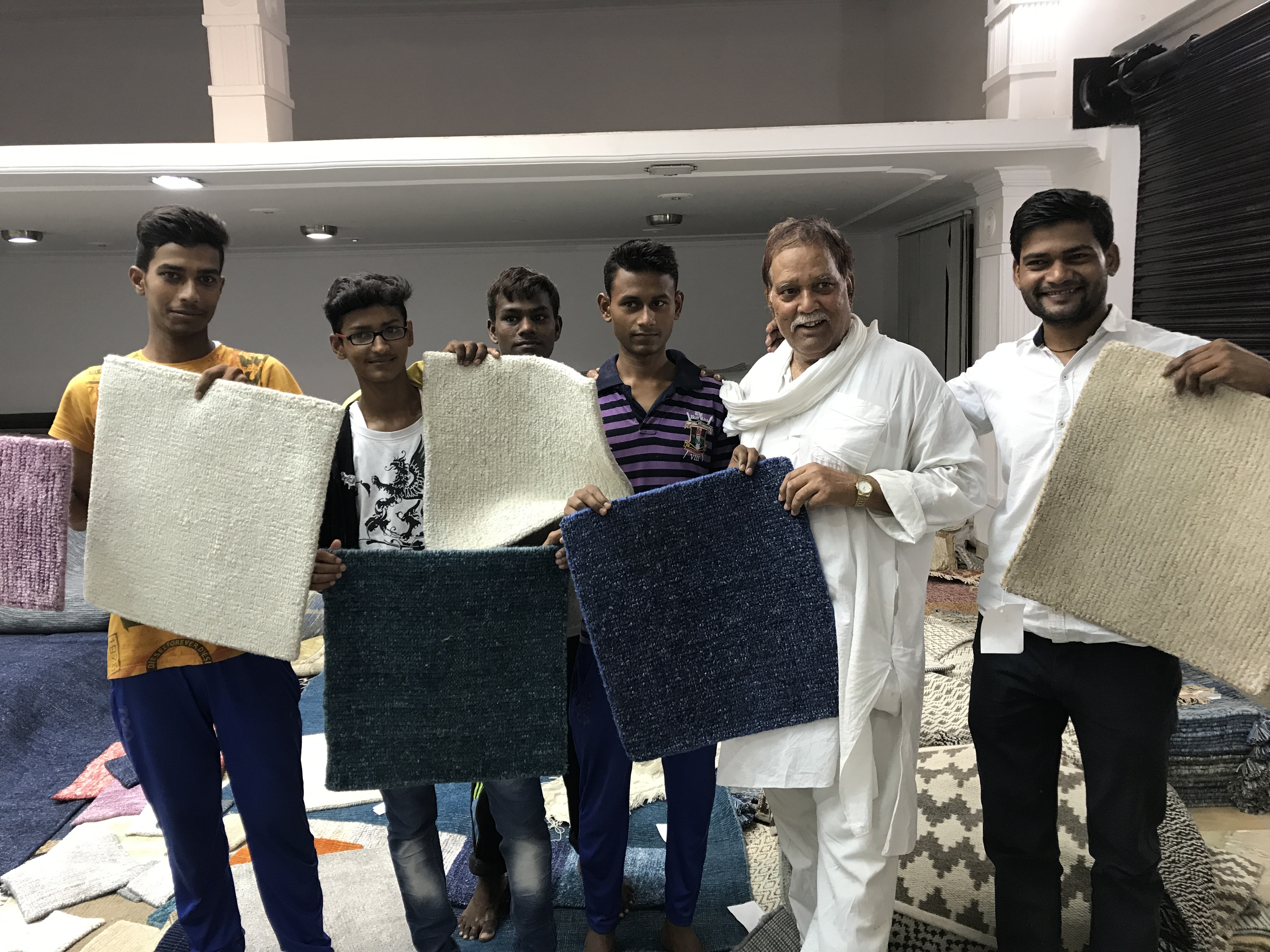 原创设计黄麻地毯示例